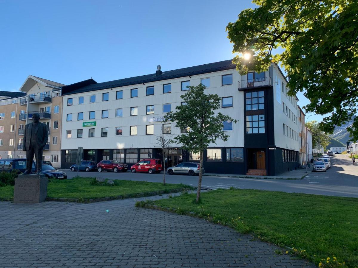Fast Hotel Svolvær Dış mekan fotoğraf