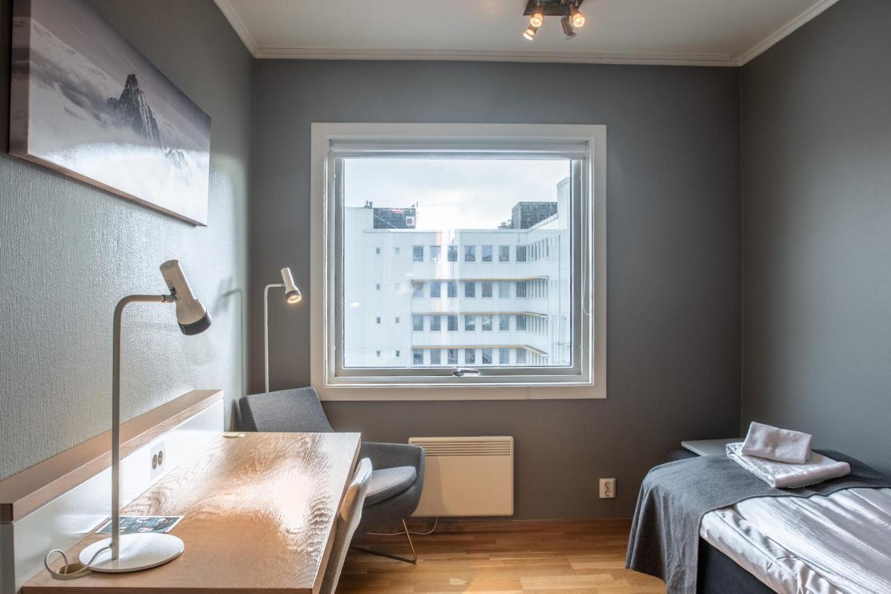 Fast Hotel Svolvær Dış mekan fotoğraf