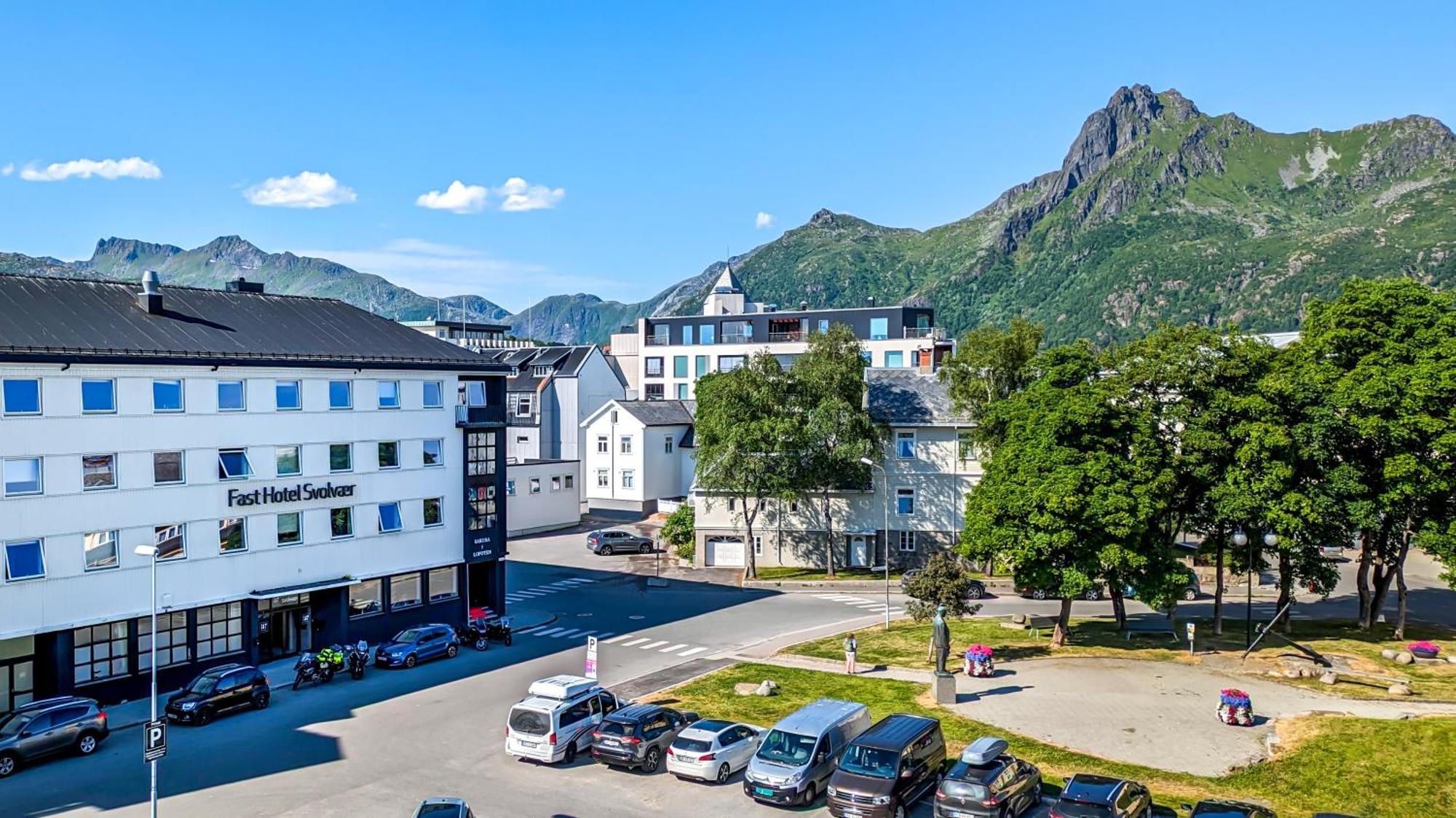 Fast Hotel Svolvær Dış mekan fotoğraf