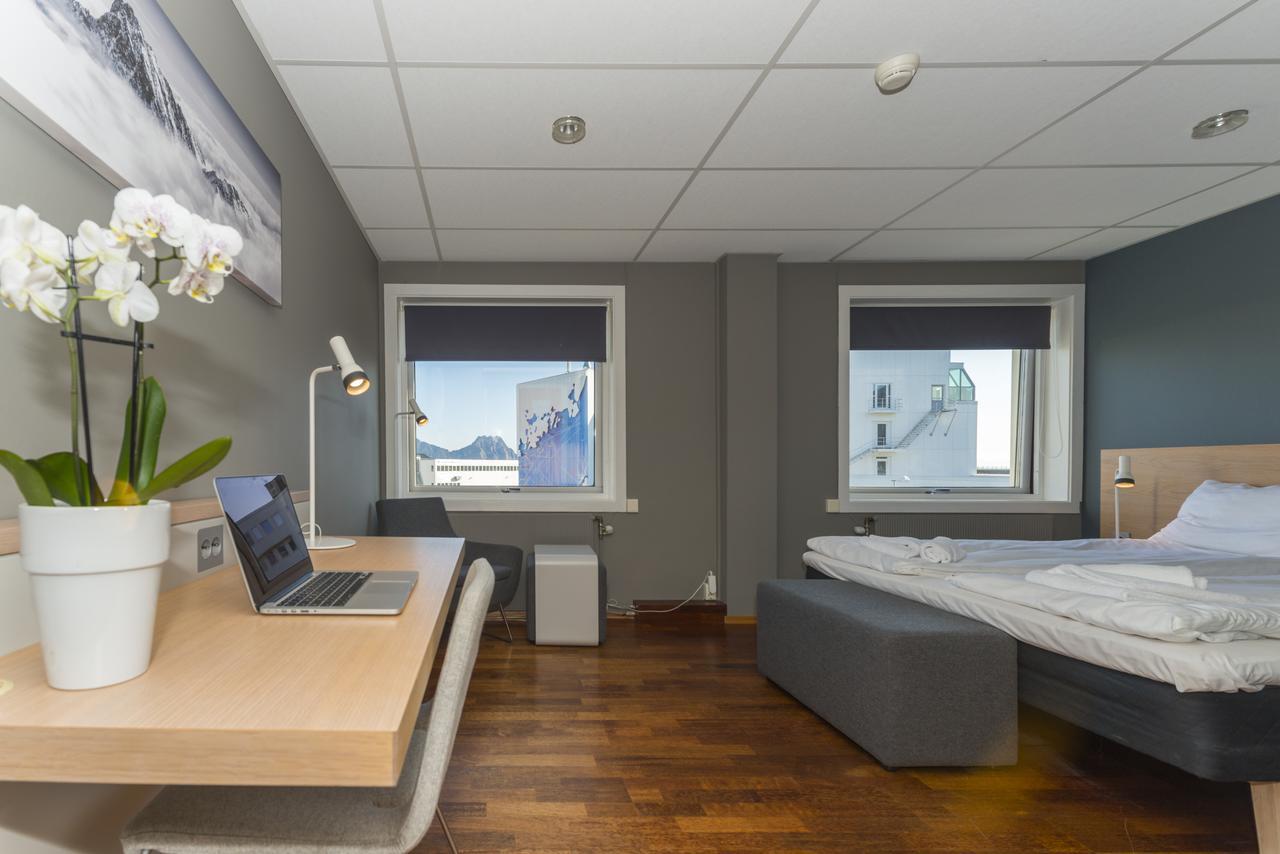 Fast Hotel Svolvær Dış mekan fotoğraf