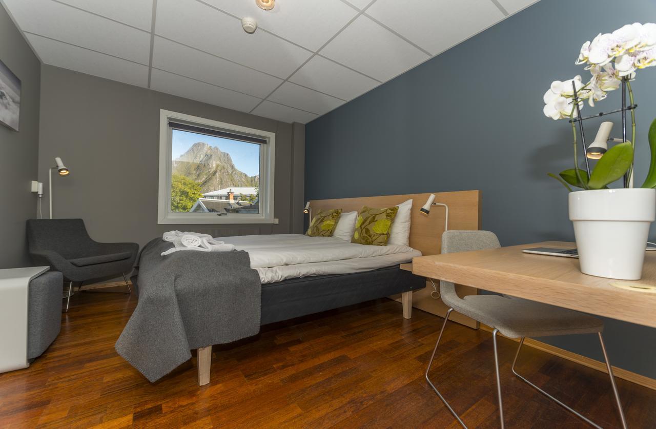 Fast Hotel Svolvær Dış mekan fotoğraf